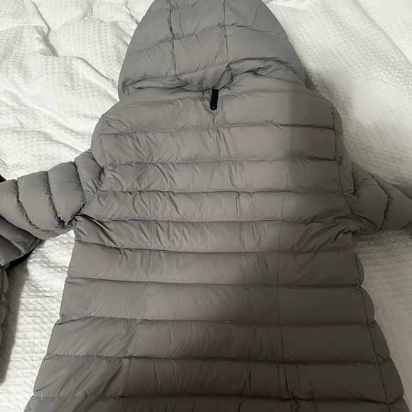 Mackage puffer coat with fox fur hood - Picture 3 of 10